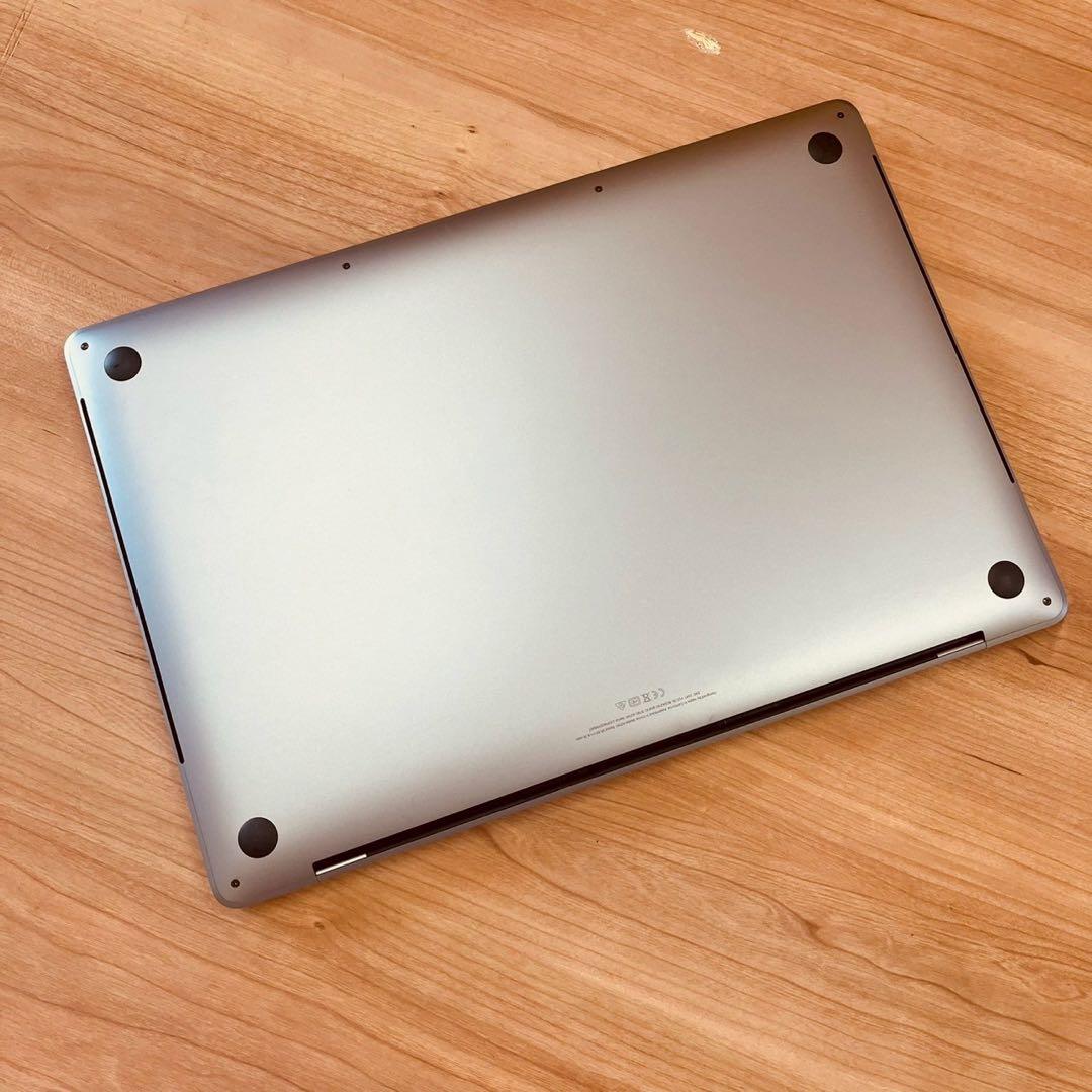 MacBook pro 16インチ 2019 i9 64GB 1TB 管3701