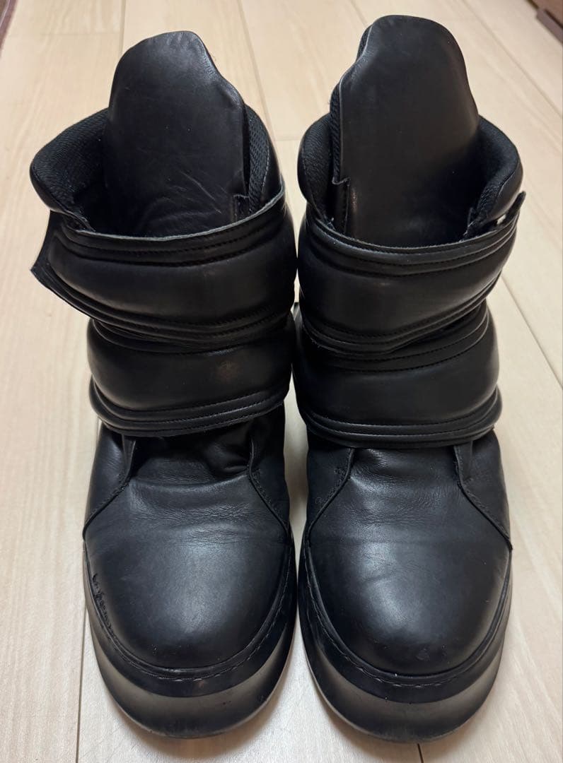 NO ID. ノーアイディー カウレザーベルクロハイカットスニーカー 店舗限定