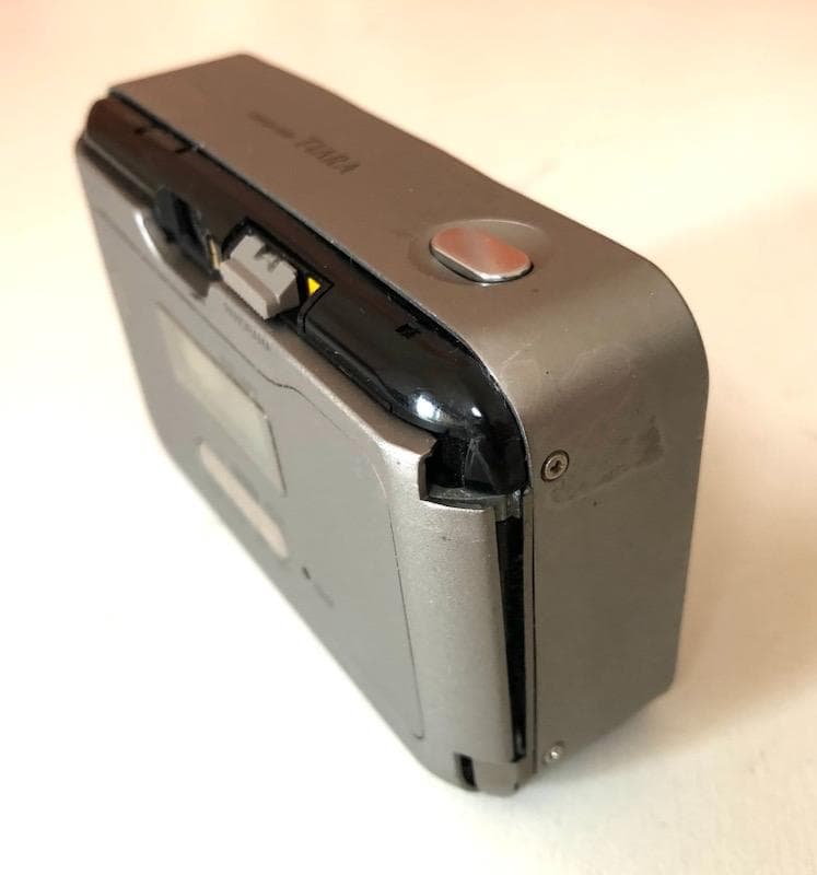 FUJIFILM TIARA コンパクトカメラ　訳アリ　動作品＃136