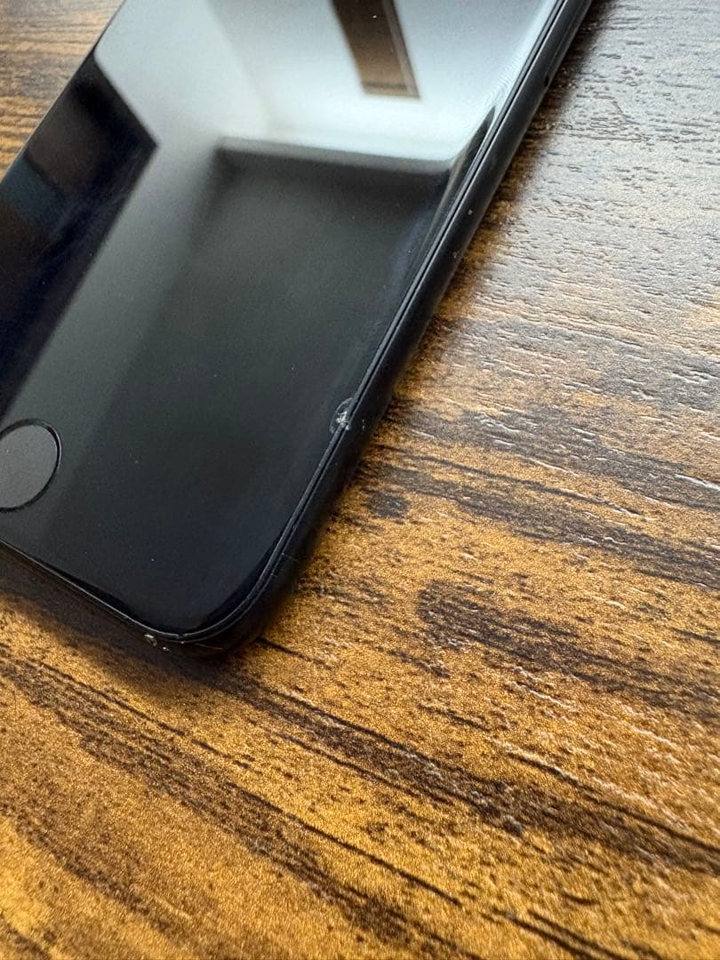 Apple iPhone SE2 ブラック 本体 64GB