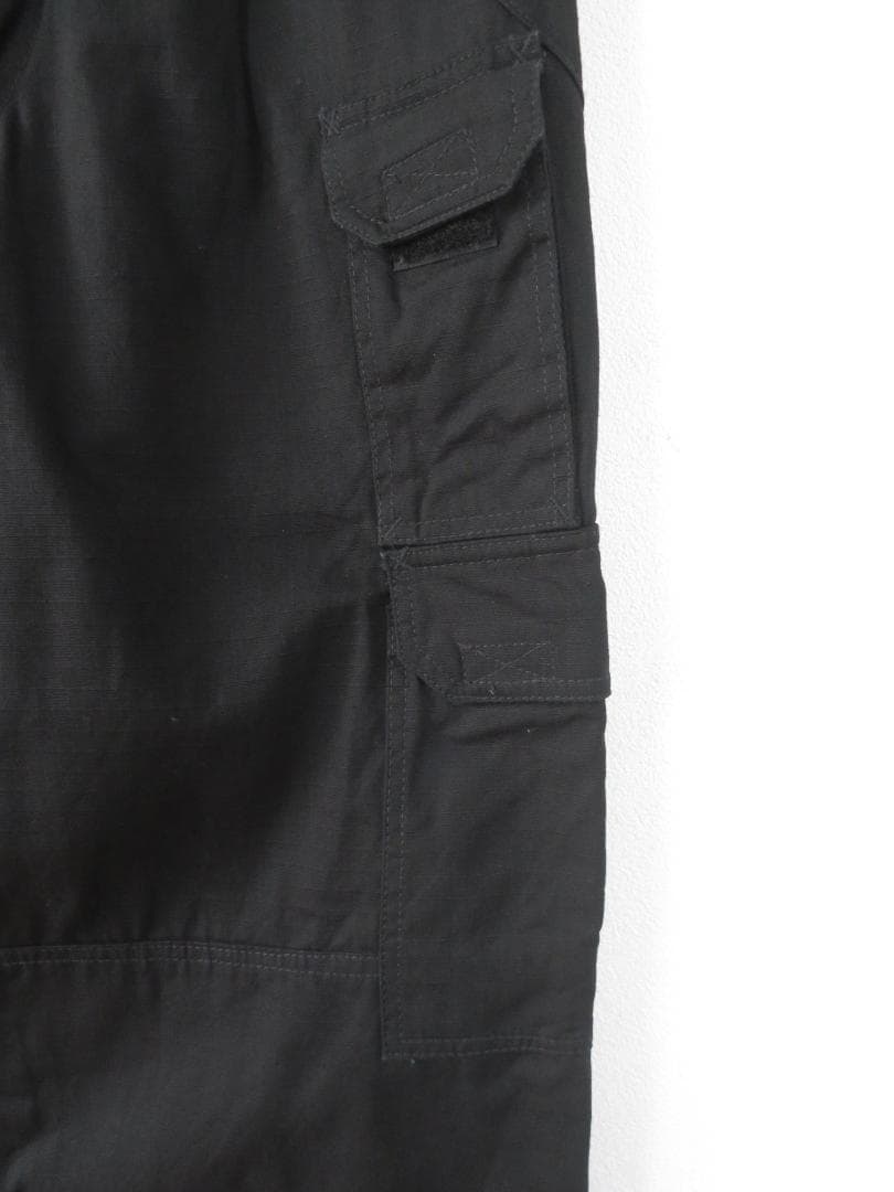 バイオハザード レオン アサルトパンツ カプコン 黒 M カーゴパンツ コラボ