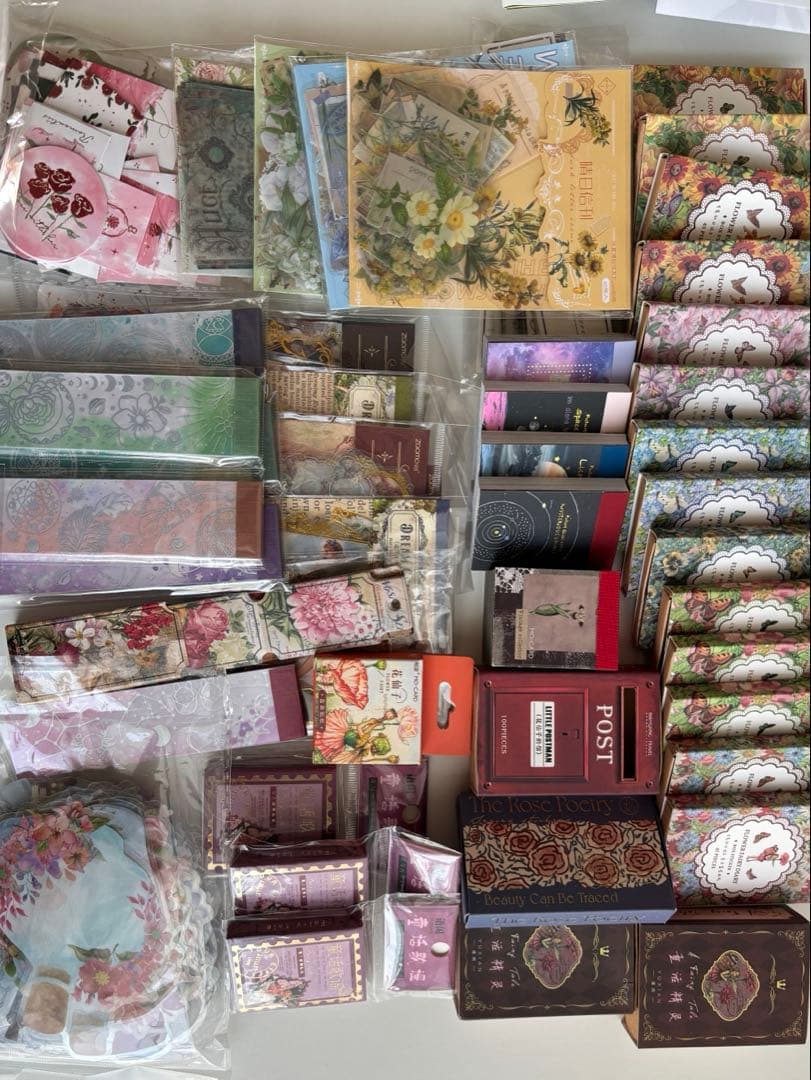 値下げ　コラージュ素材　シール　紙モノ　硫酸紙入り　まとめ売り　80サイズ