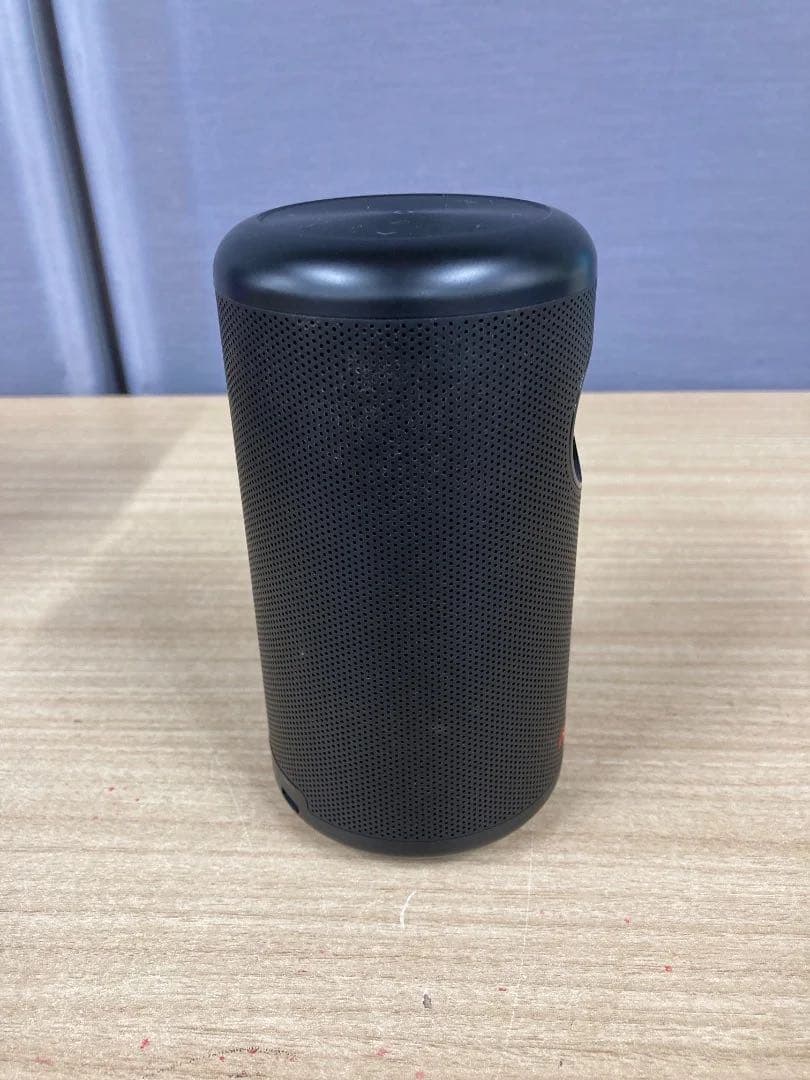 モバイルプロジェクター　Anker Nebula Capsule II