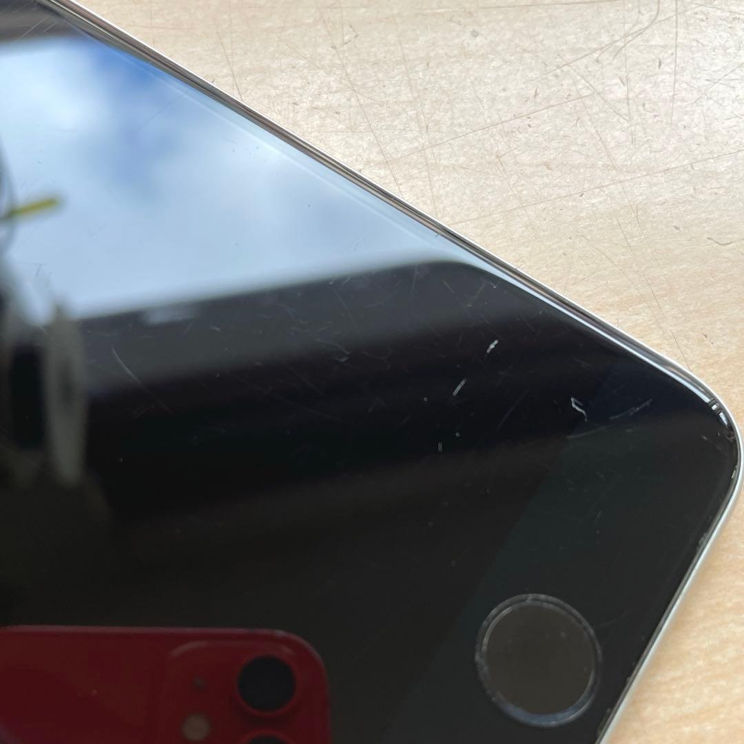 iPhone SE 第2世代　ホワイト　64GB A2296