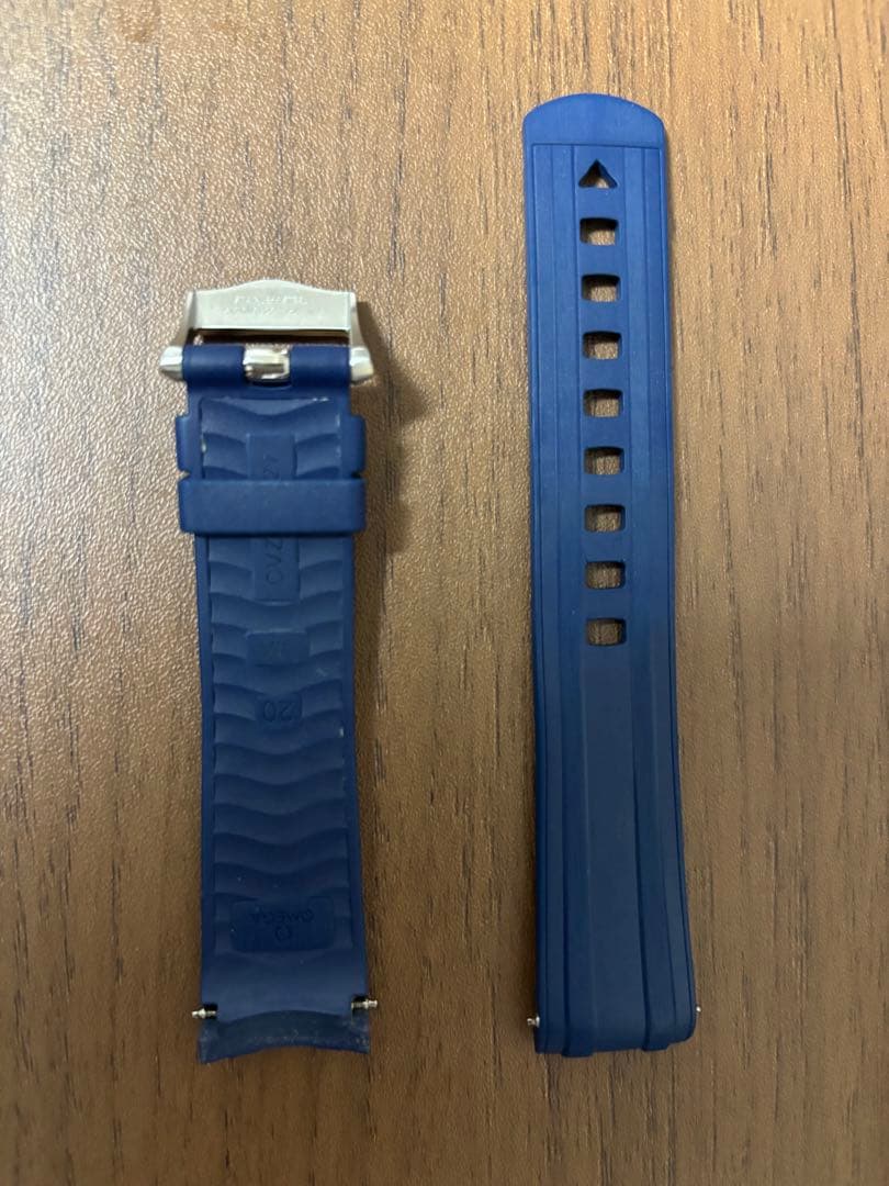 オメガ　ラバーベルト　ツーピース ストラッ﻿プ