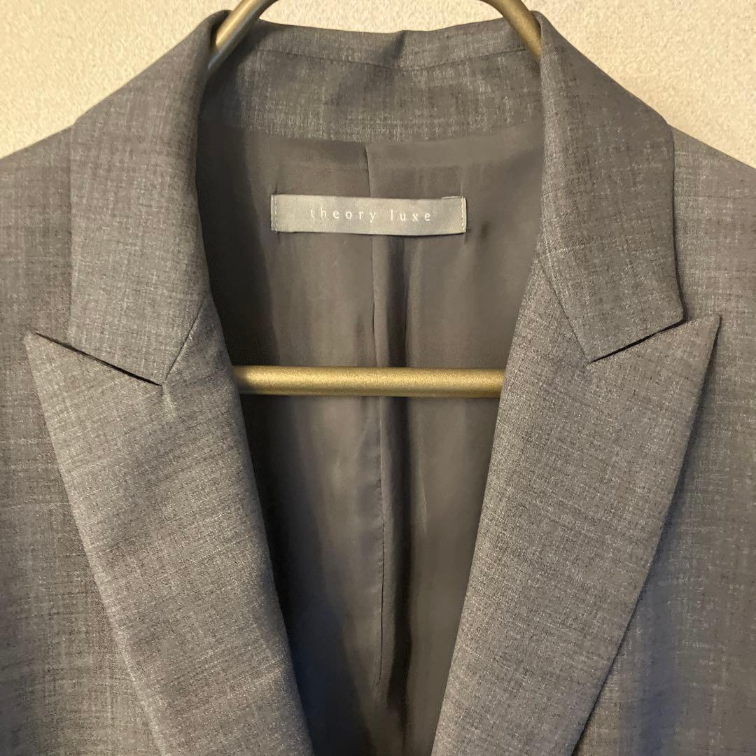 theory luxe executive 40ライトグレー パンツスーツ上下