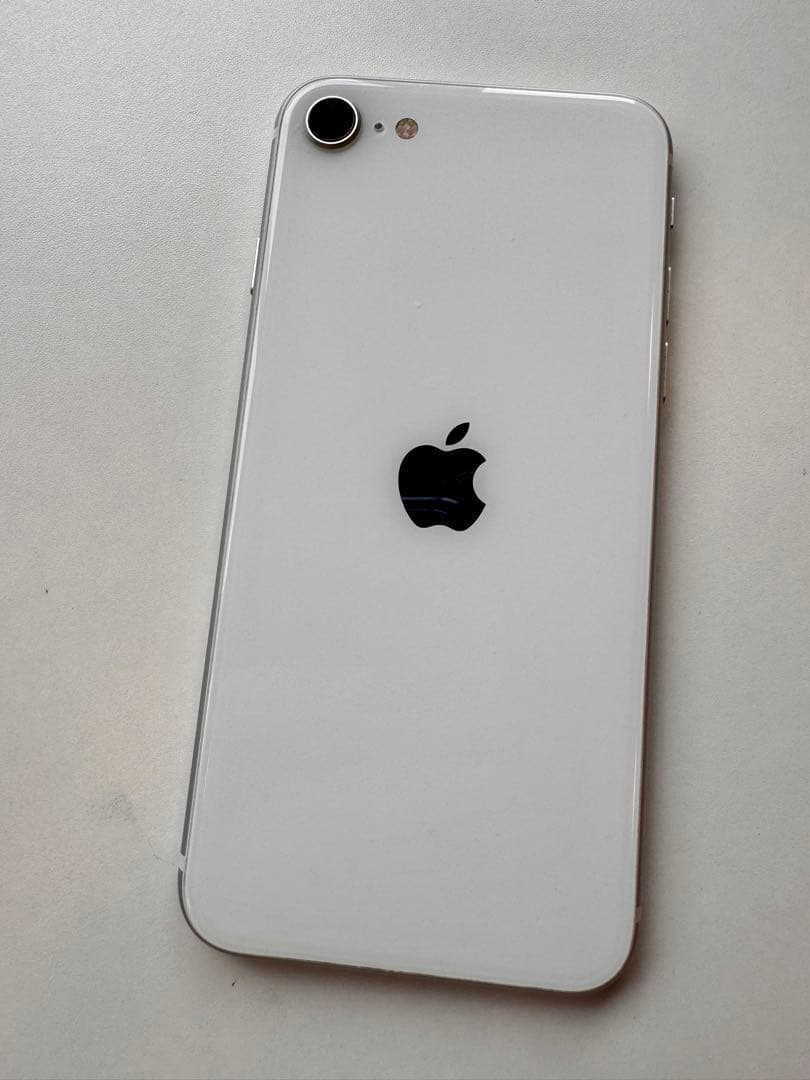【美品】Apple iPhone SE2 ホワイト 64GB
