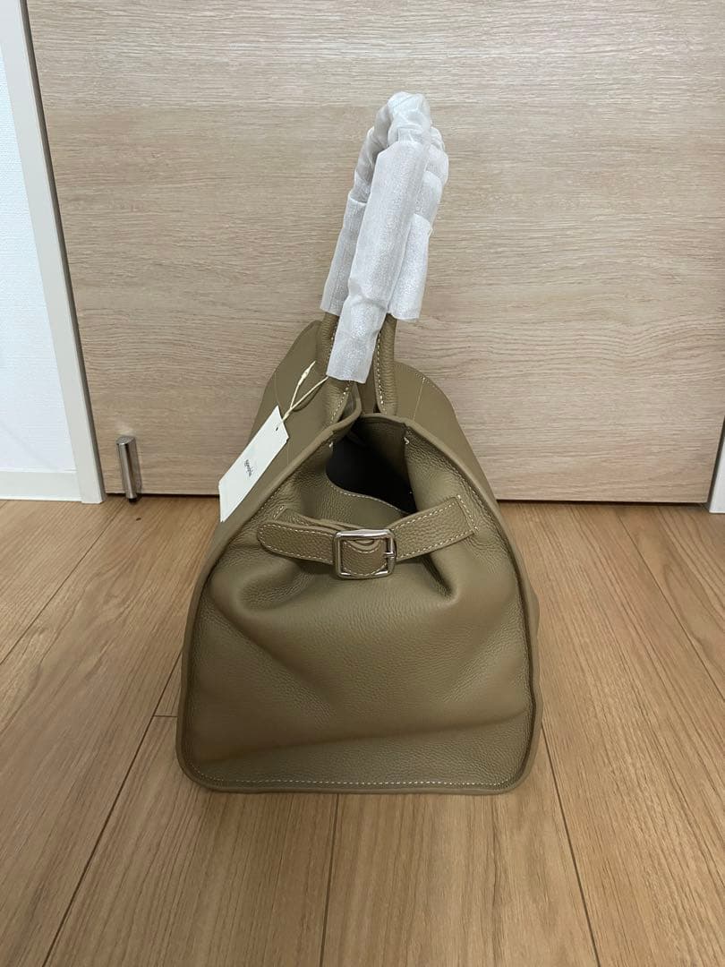 【新品未使用タグ付き】ボストンバッグ グレージュ