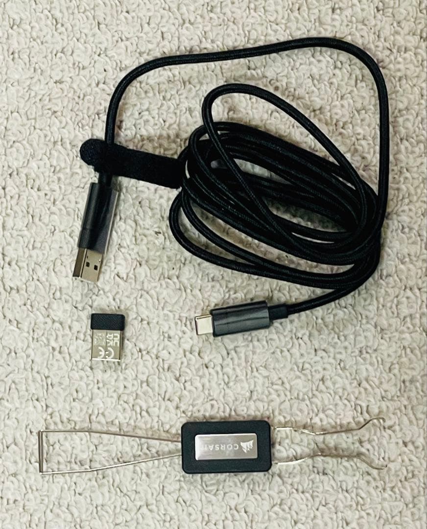 Corsair K65 Plus Wireless USゲーミングキーボード