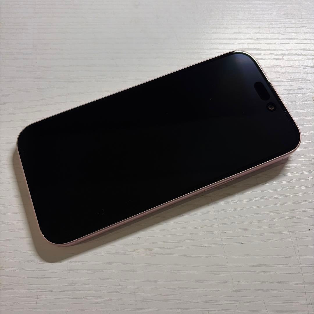iPhone15 256GB ピンク SIMフリー 極美品