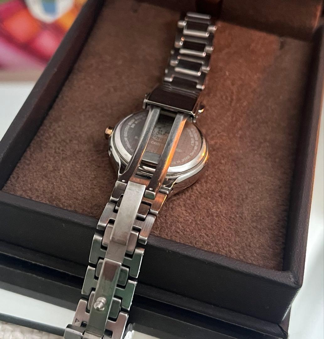 CITIZEN　シチズン　XC　クロスシーES8084-59W 腕時計