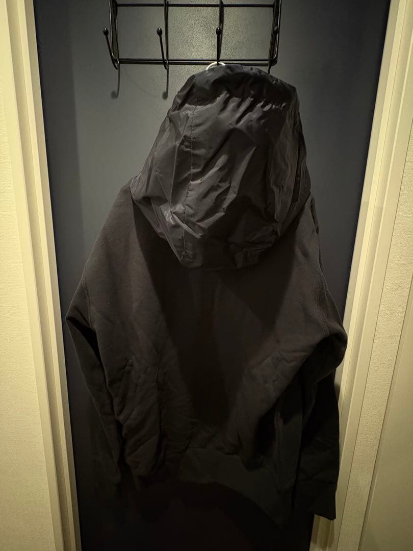 Moncler JW Anderson ジップパーカー