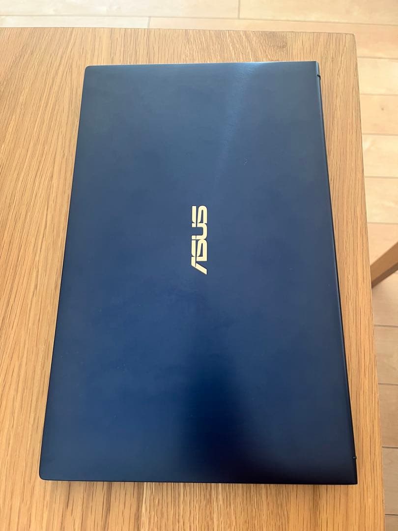 Windowsノート本体 ASUS ZenBook15 UX534F
