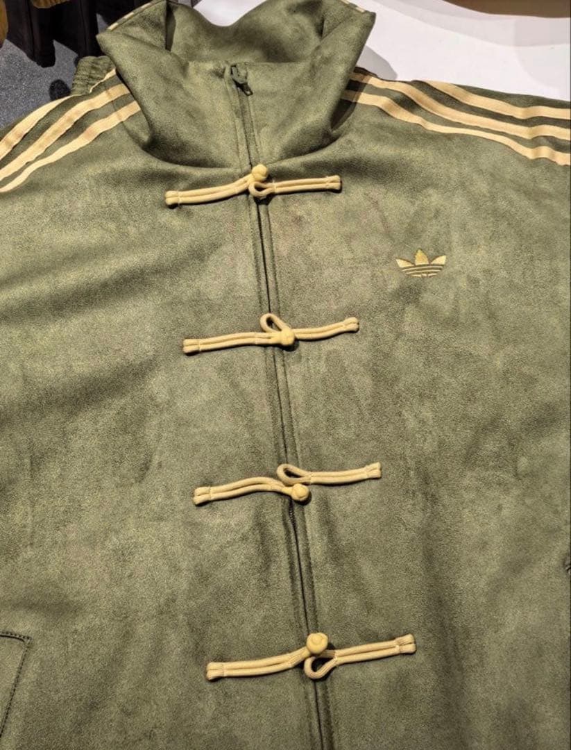 海外限定2XL Adidas チャイナトラックジャケット グリーン　KT3847