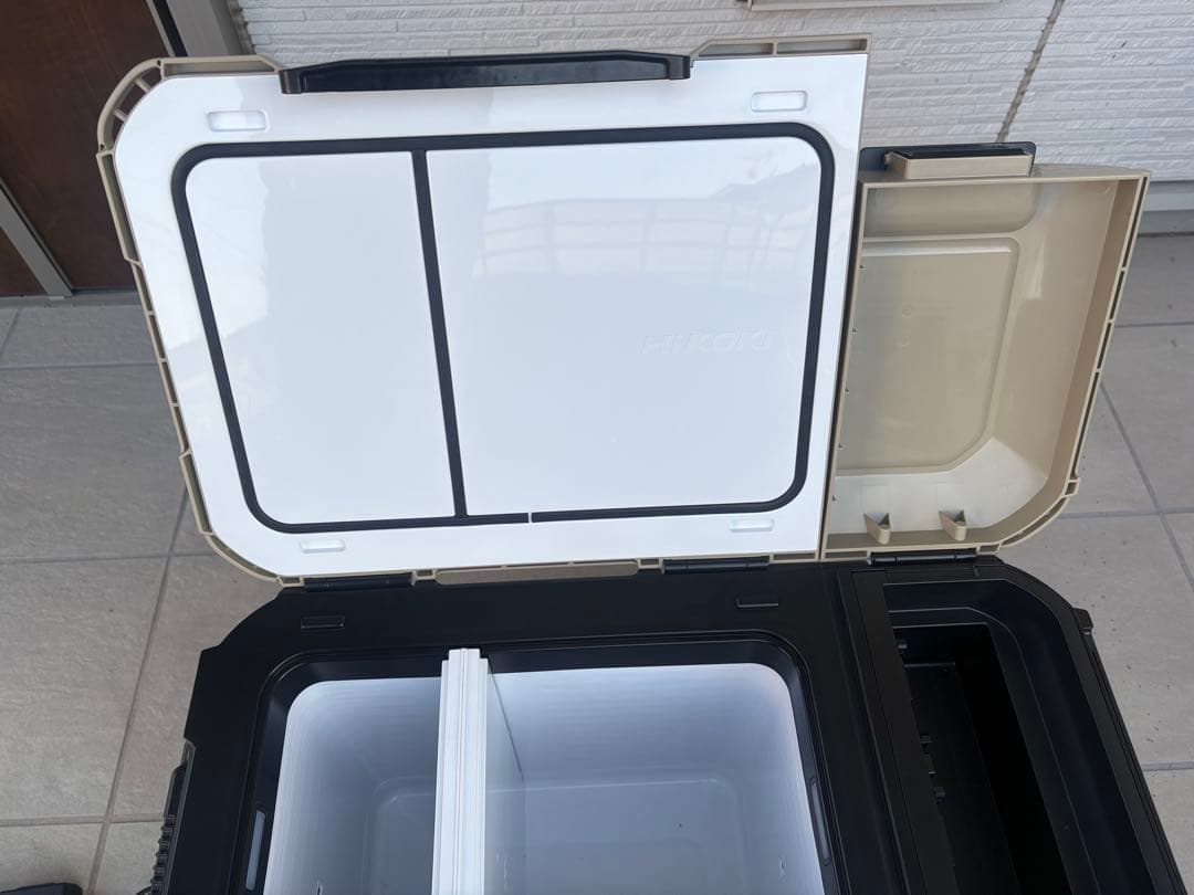 展示品　未使用　ハイコーキ　冷温庫 サンドベージュ UL18DBA(WMBZ)