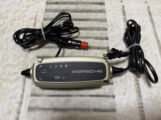 ポルシェ 純正 CTEK バッテリーチャージャー