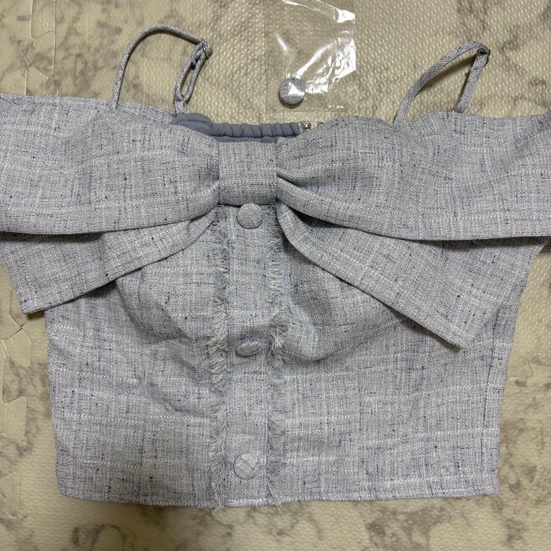 LIP SERVICE ツイードリボンオフショルトップス 水色