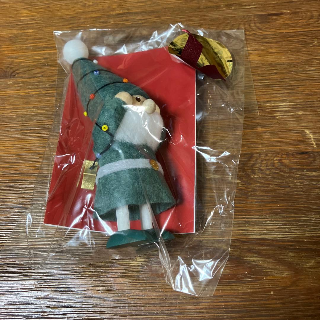 ノルディカニッセ 電飾にからまるはりきりサンタ❤︎