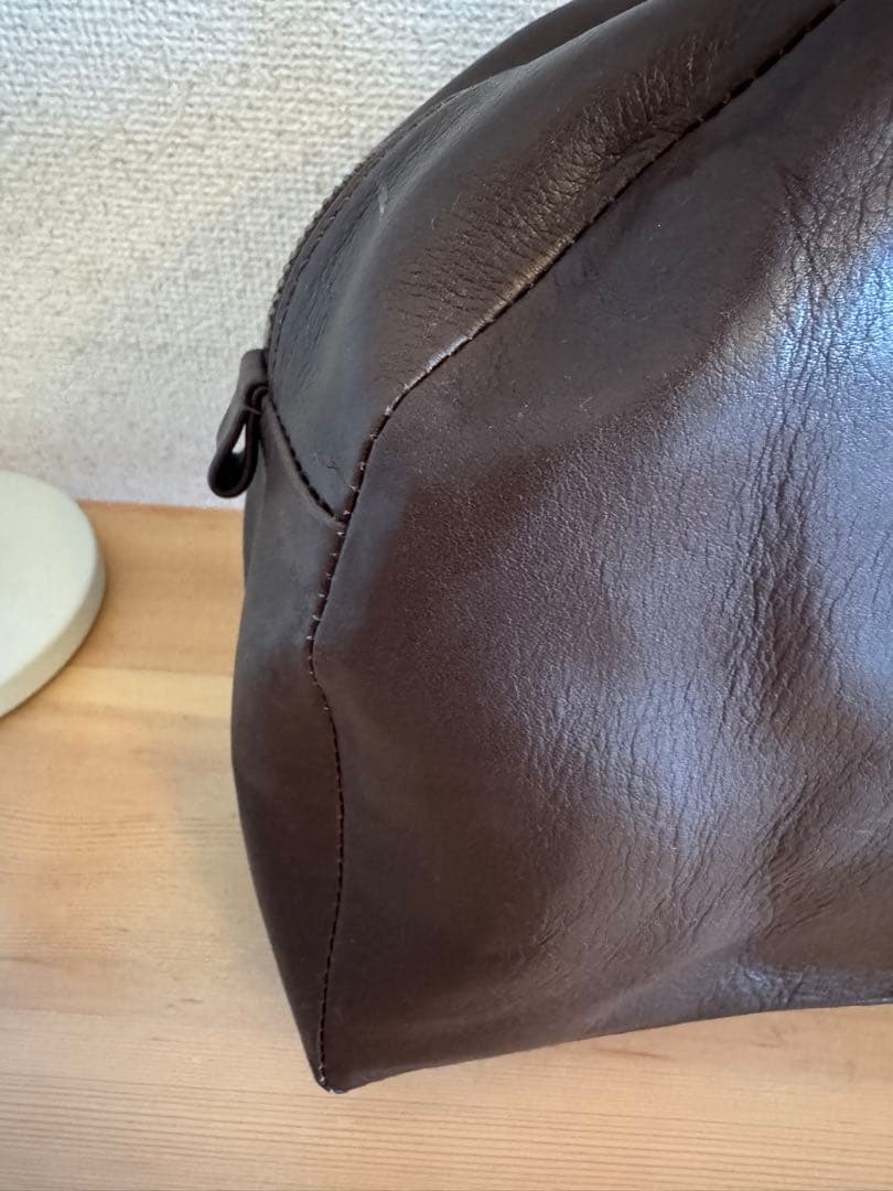 「がんばりどきも私らしく」一田憲子さんとつくったラウンドレザーバッグブラウン