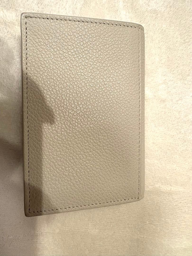 【値下げ！】SAINT LAURENT グレー カードケース／名刺入れ