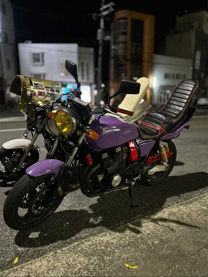 xjr400ラクダ3段シート