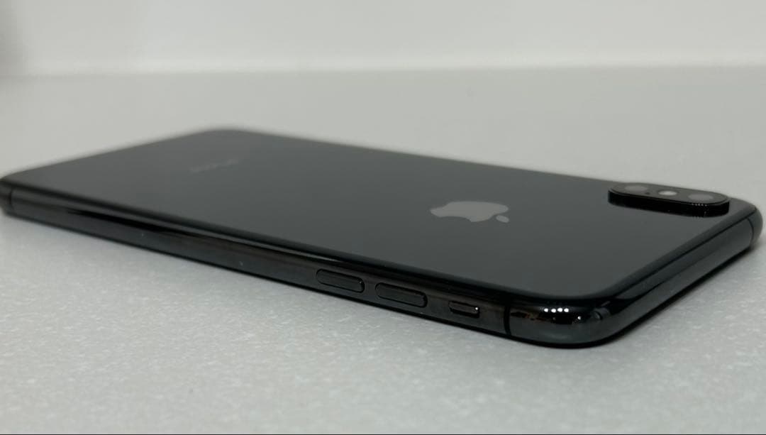 iPhone XS Max 64GB スペースグレー　訳あり