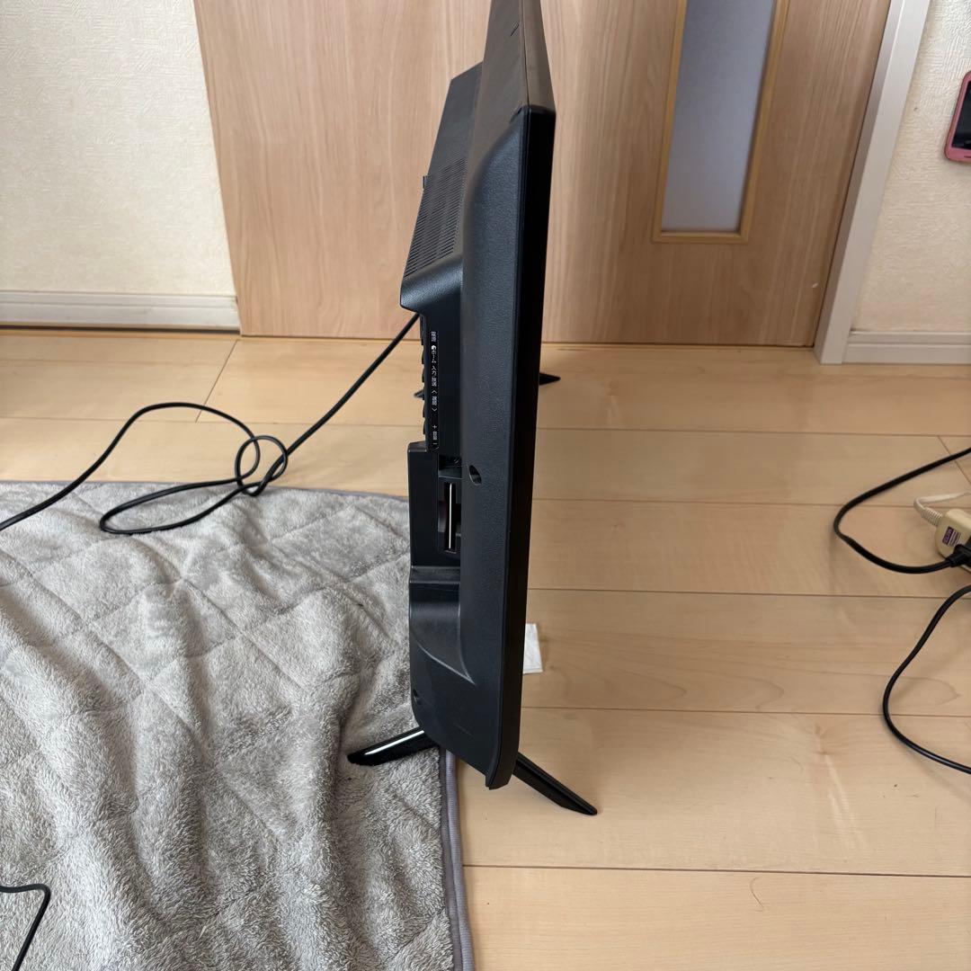 SHARP AQUOS 32Vインチ液晶テレビ 2T-C32AC2 リモコン付き