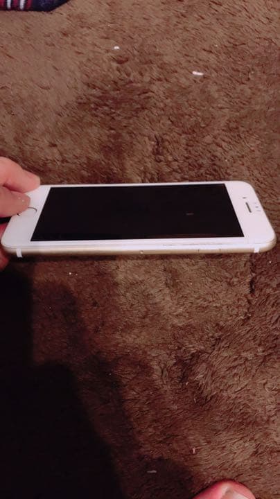 アイフォン7 32GBゴールド SIMロック解除済み