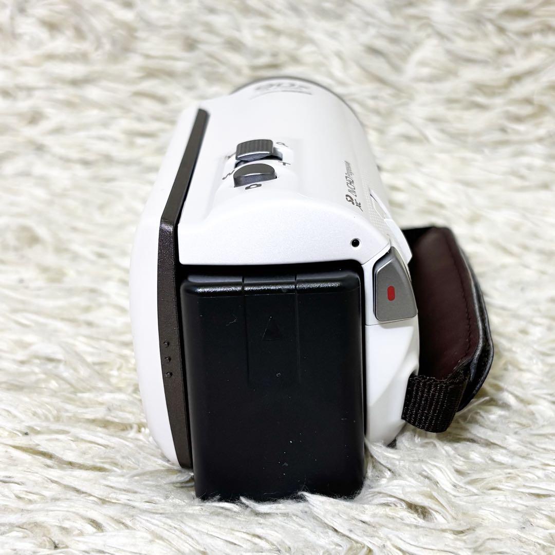 【美品】パナソニック デジタルハイビジョン ビデオカメラ HC-V360MS-W