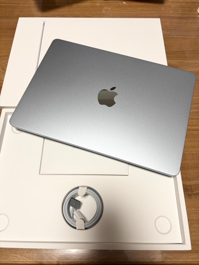 apple13インチMacBook Air - スカイブルーM4チップ（2TB）