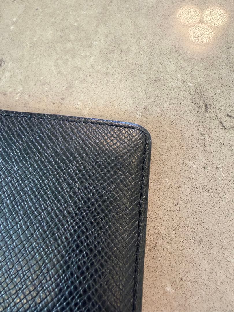 ルイヴィトン　タイガ　長財布