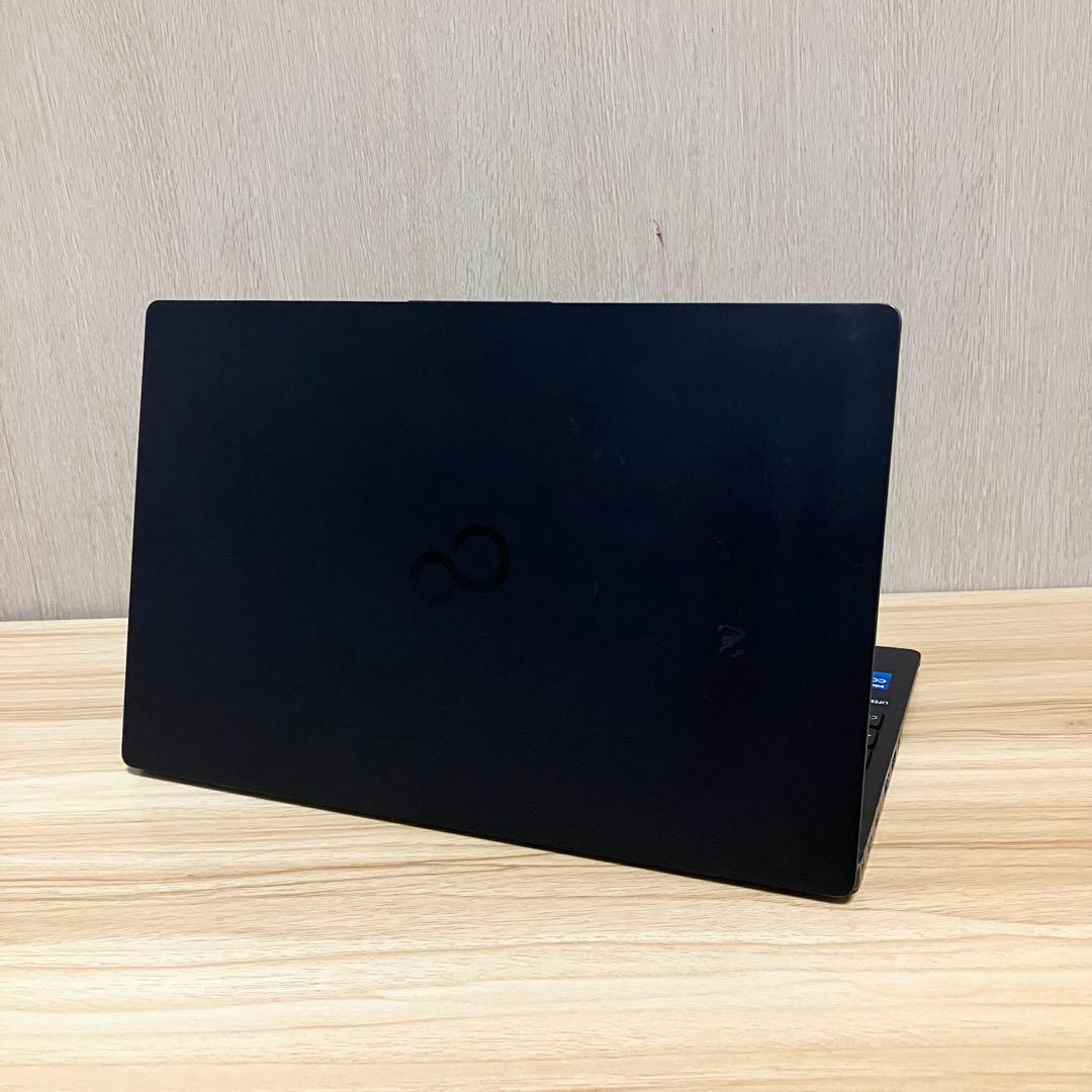 第11世代《軽量薄型》LIFEBOOK U9311F 2021年製 i5