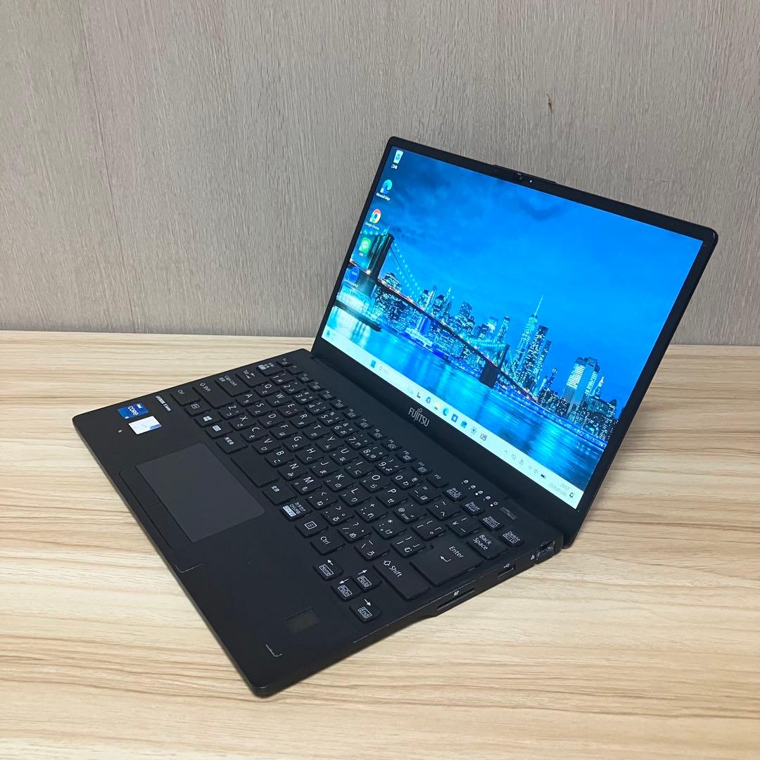 第11世代《軽量薄型》LIFEBOOK U9311F 2021年製 i5
