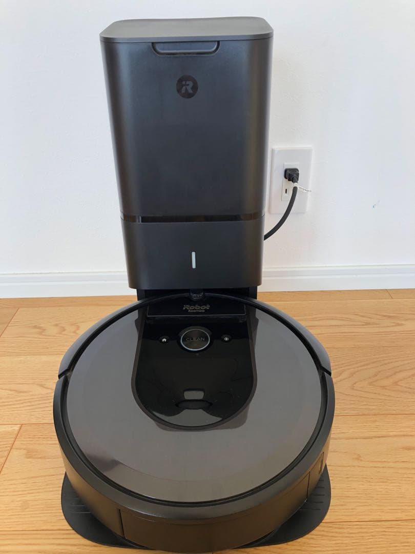 iRobot Roomba i7+ ロボット掃除機 本体ジャンク品(おまけ付き)
