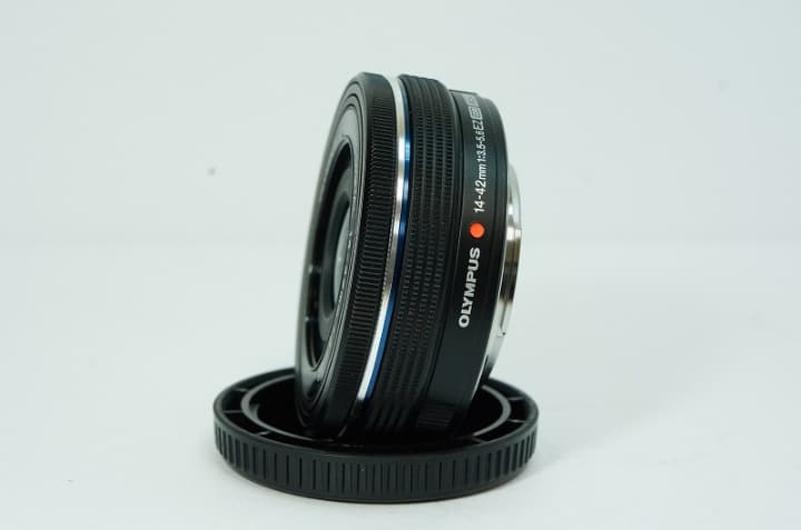 パンケーキ　OLYMPUS M.ZUIKO 14-42mm F3.5-5.6