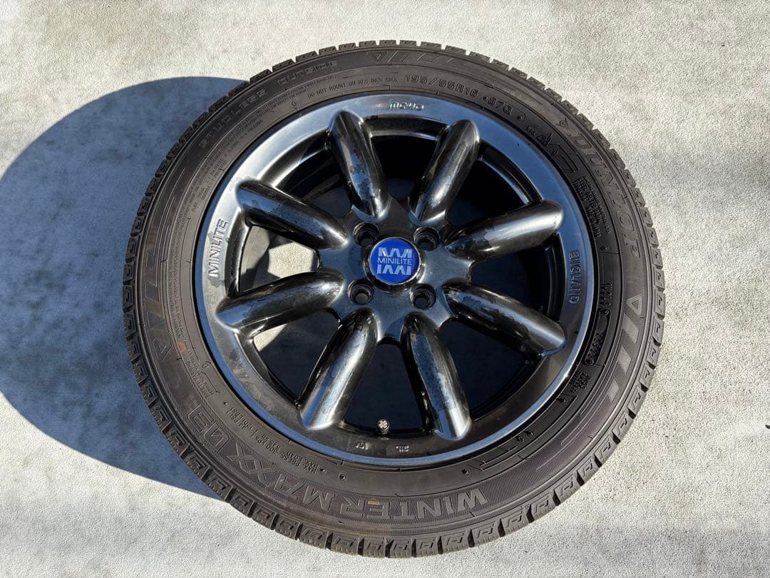 MINILITE ミニライト 16インチ 4本セット　スタッドレスタイヤ付