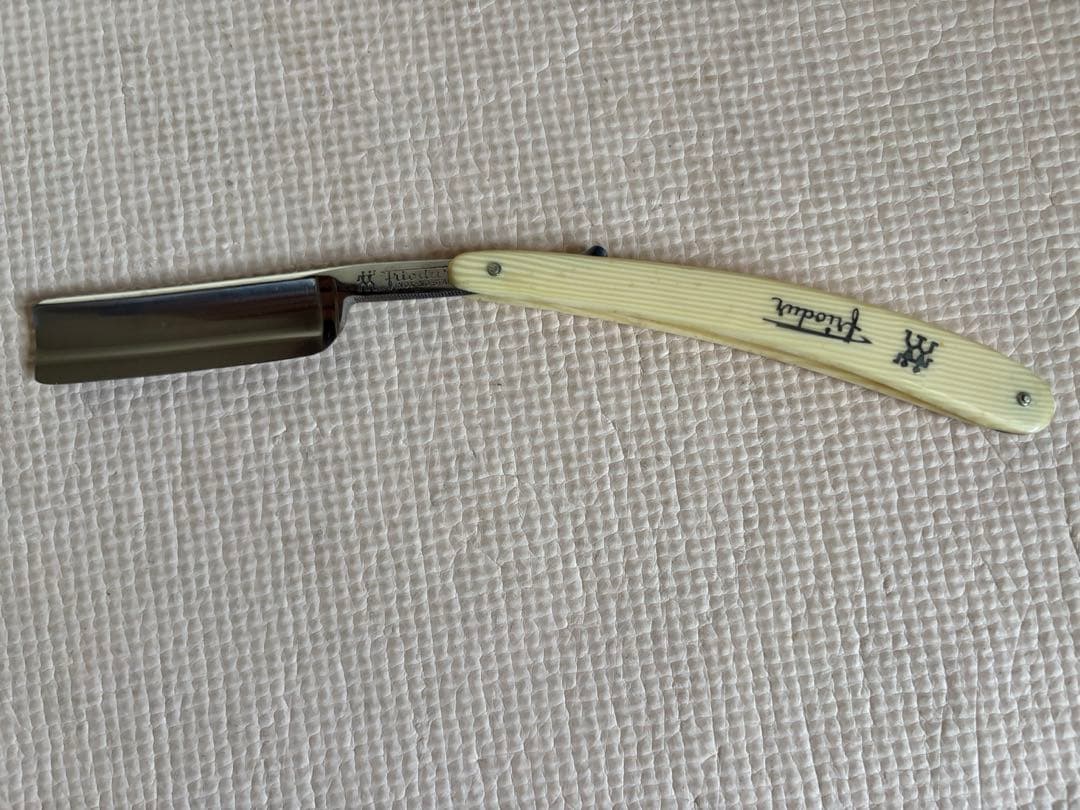 ヘンケル、ゾーリンゲン理容プロ用剃刀