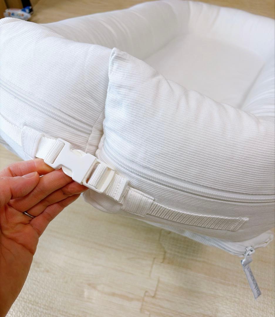DockATot Deluxe ホワイト ドッカトットデラックス　ベビーベッド