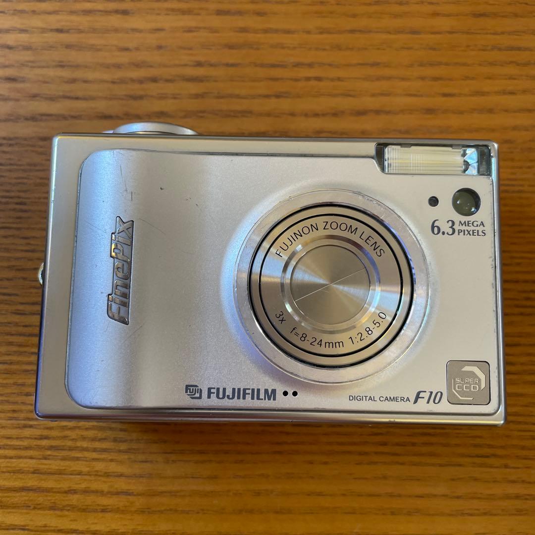 Fujifilm FinePix F10 デジタルカメラ　動作確認済み