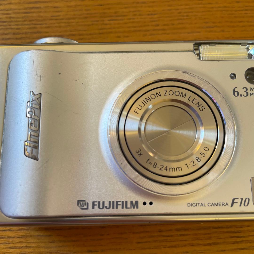 Fujifilm FinePix F10 デジタルカメラ　動作確認済み