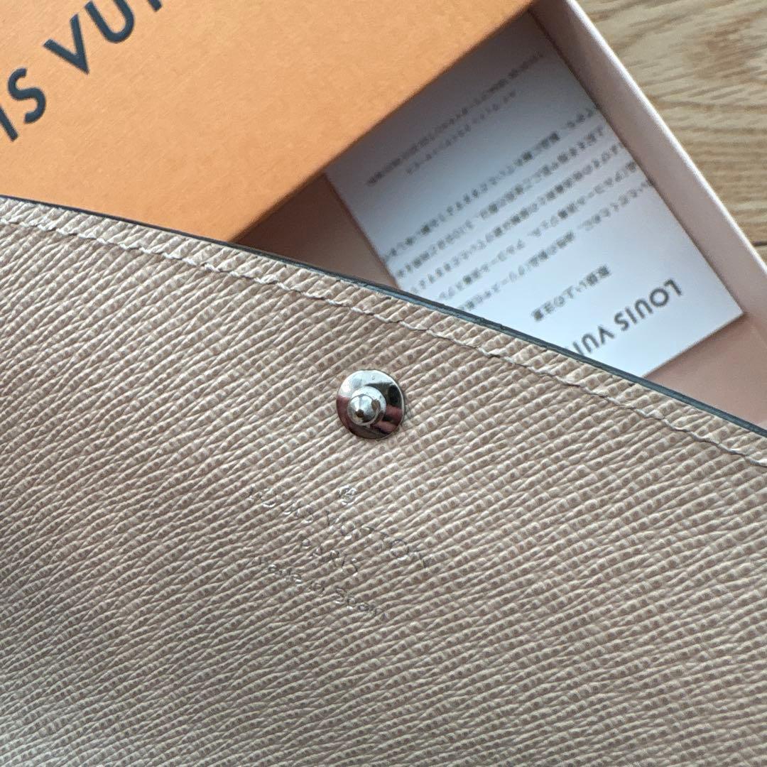 ルイヴィトン ポルトフォイユ・エミリー エピ アンディゴブルー