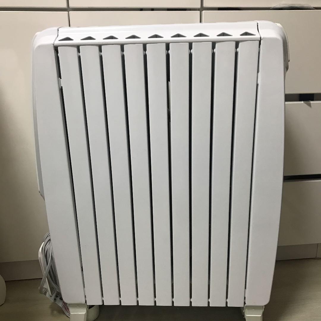 デロンギ  オイルヒーターDDQ0915