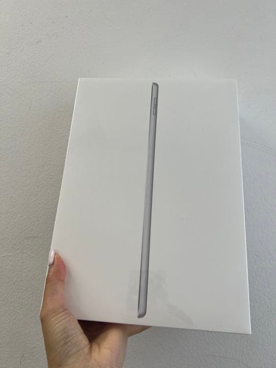 【新品未使用】iPad 最新9世代　256GB
