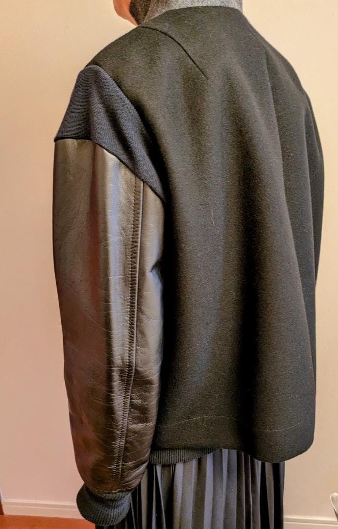 sacai サカイ　スタジアムジャンパー　袖レザー　黒＋ネイビー