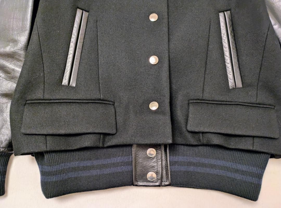 sacai サカイ　スタジアムジャンパー　袖レザー　黒＋ネイビー