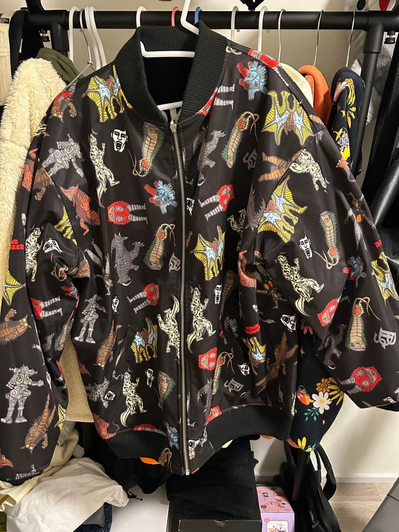 パンクドランカーズレッドキングスカジャン、 リバーシブル