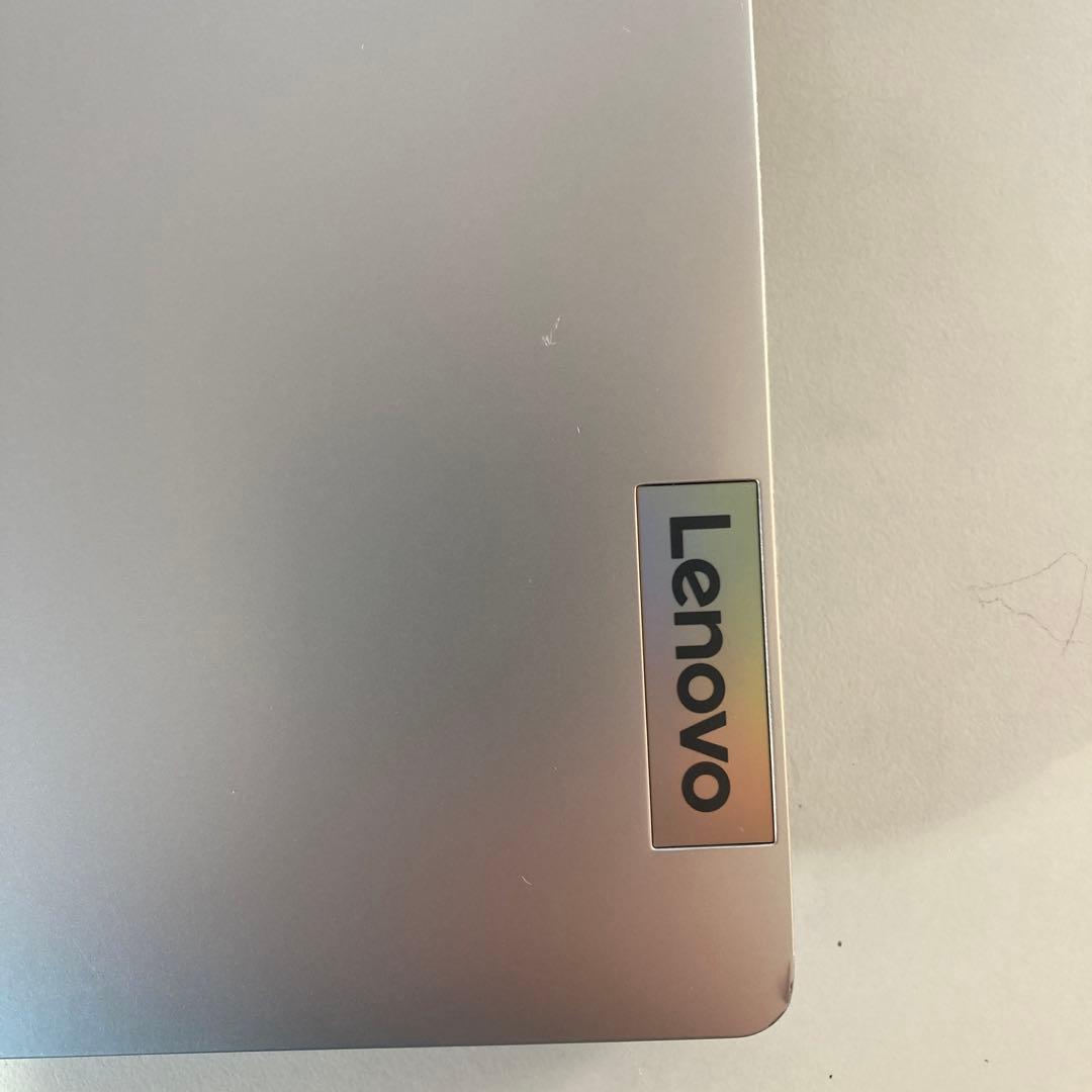 Lenovo IdeaPad 1 15AMN7 ノートパソコン