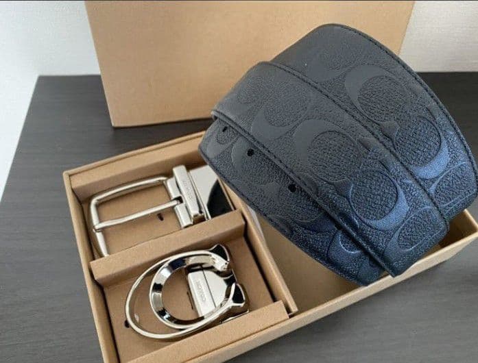 新品未使用コーチベルトリバーシブルシグネチャーブラック系メンズレディース送料無料