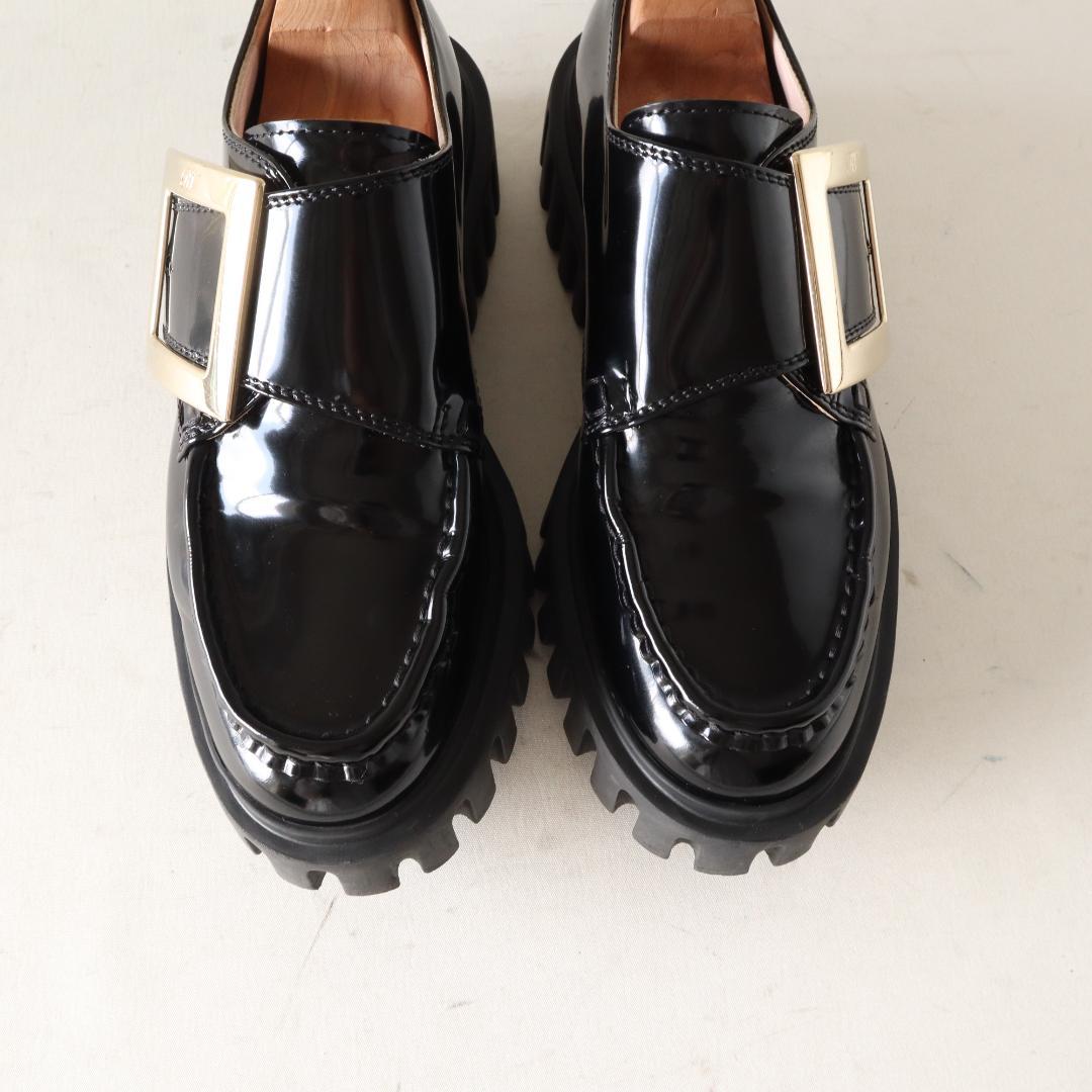 ロジェヴィヴィエ ヴィヴゴーシック厚底　黒エナメルローファー 37 24cm