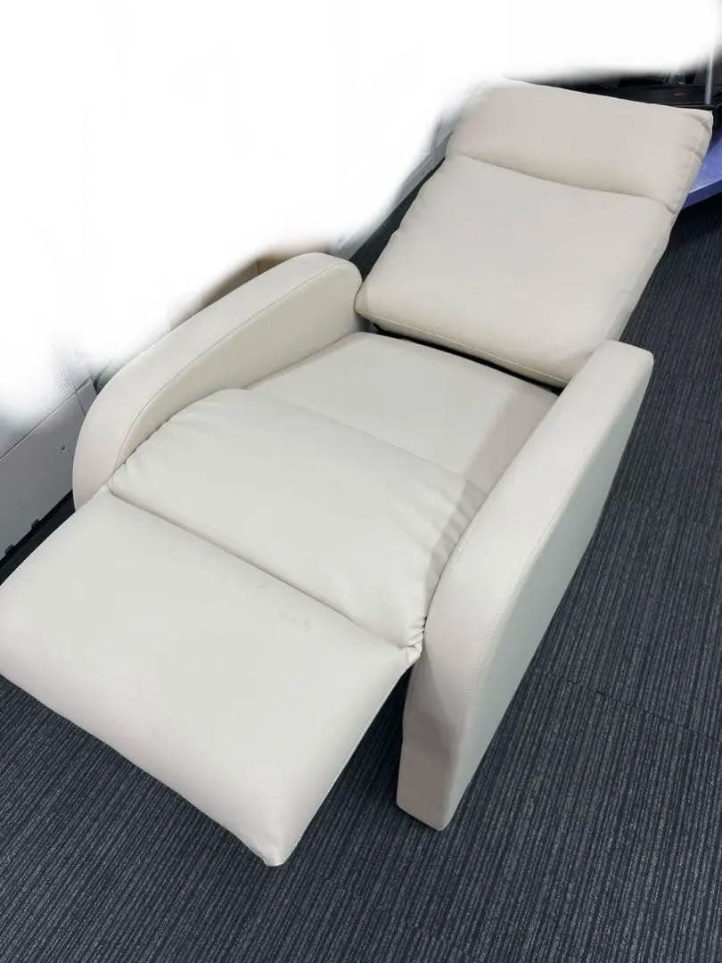 【美品】エステ マツエク ベッド　リクライニングチェア　アイボリー
